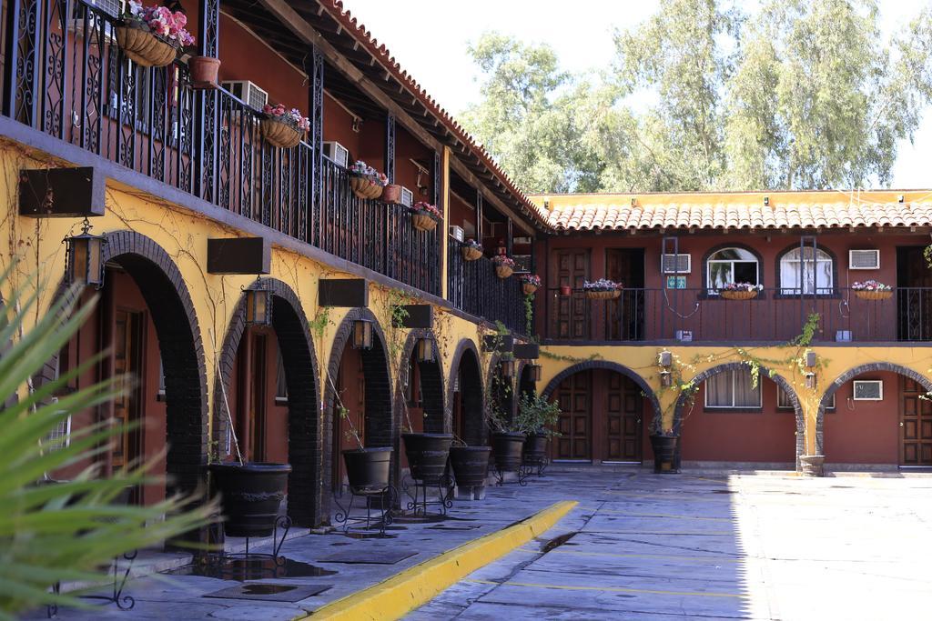 Hacienda Del Indio Hotell Mexicali Eksteriør bilde